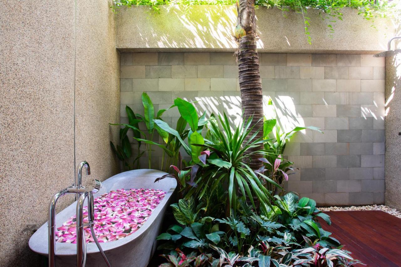 Shintana Saya La Maison Siem Reap Exteriör bild A spa in Bali, Indonesia